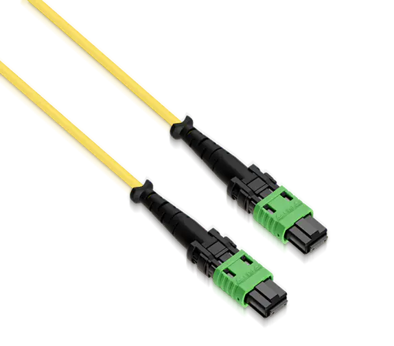 搭配使用的 MPO 光纤跳线